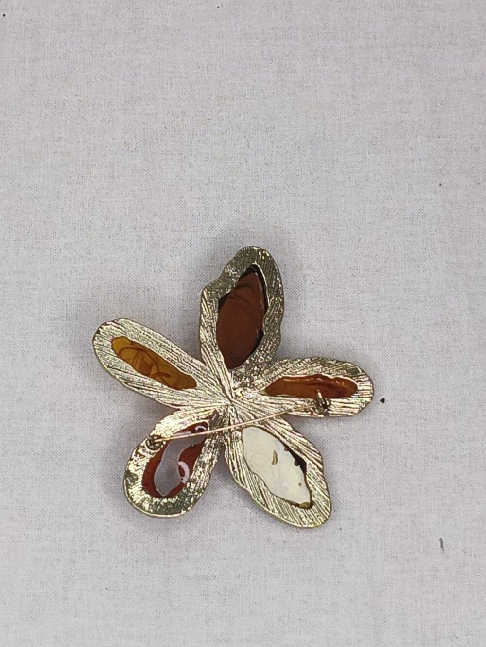 Flower Pin - Picture 2 of 4